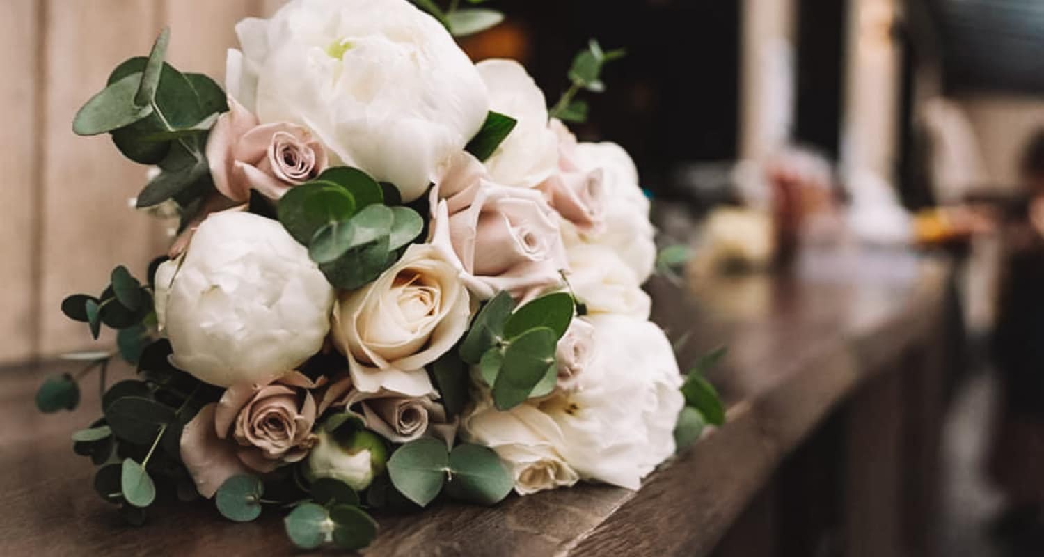 Trouwboeket met pioen